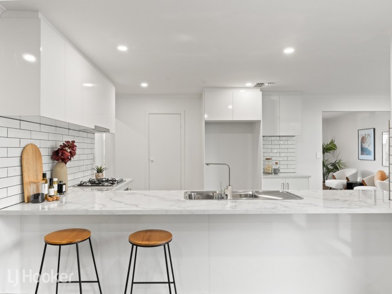 10 Snowy Drive, Valley View SA 5093