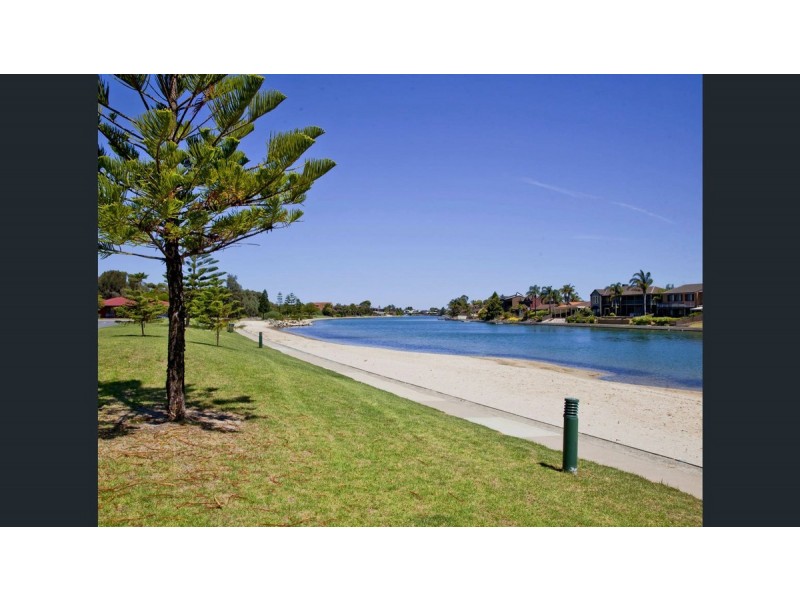 19 Lakeview Avenue, West Lakes SA 5021