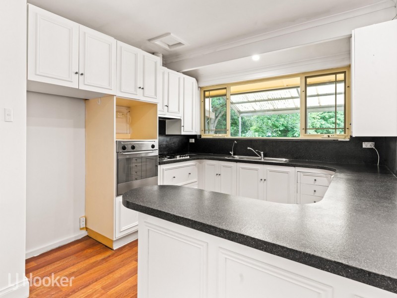 13 Buckley Crescent, Fairview Park SA 5126