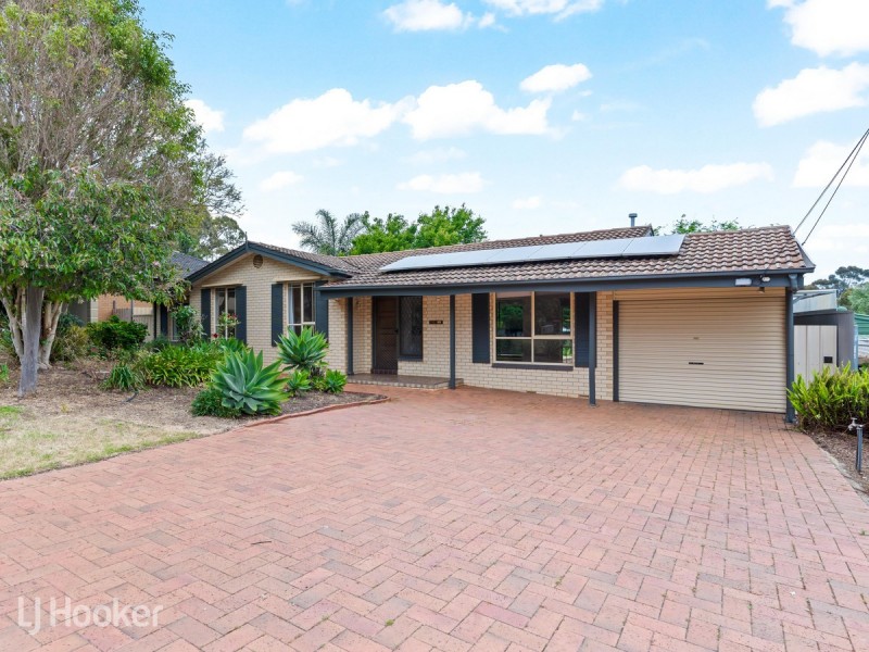 13 Buckley Crescent, Fairview Park SA 5126