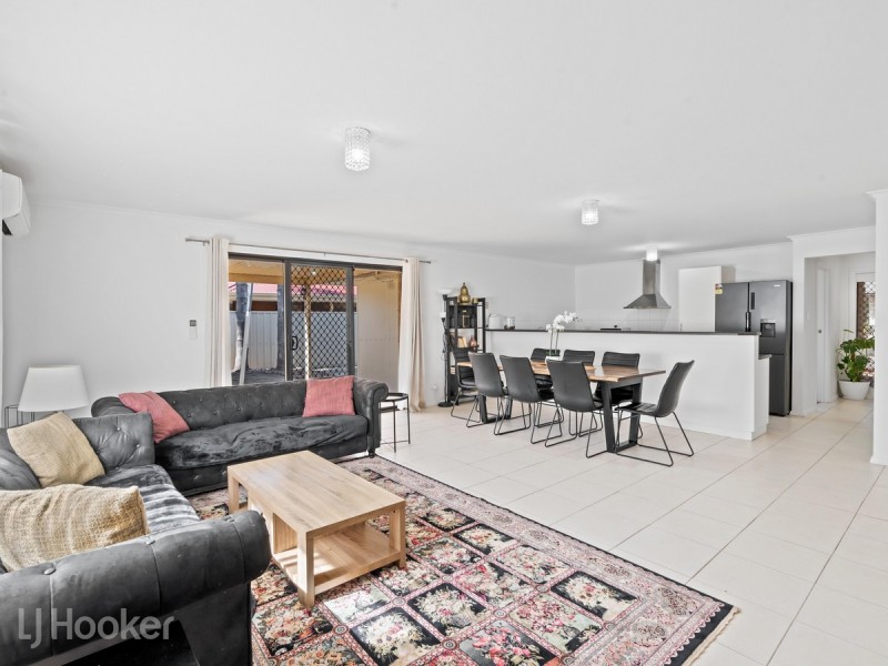 18 Charta Circuit, Smithfield SA 5114