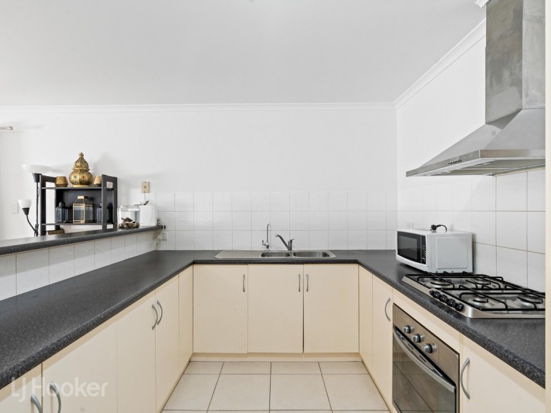 18 Charta Circuit, Smithfield SA 5114