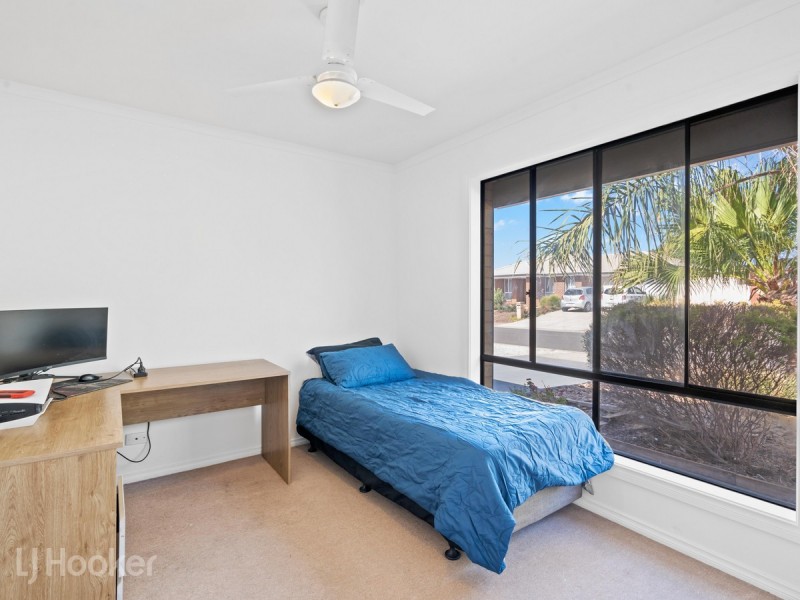 18 Charta Circuit, Smithfield SA 5114