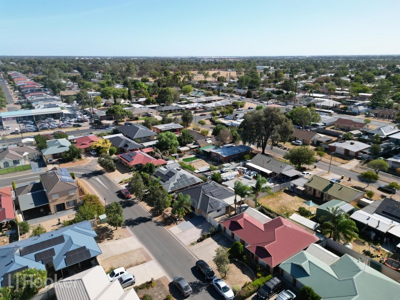 18 Charta Circuit, Smithfield SA 5114