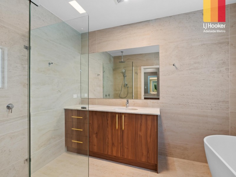 16 Old Norton Summit Road, Auldana SA 5072