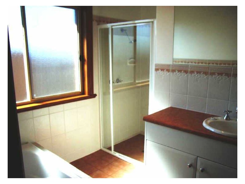 1/2 LIASCOS AVENUE, Newton SA 5074