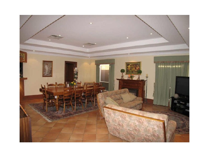 14 Castle Street, Athelstone SA 5076