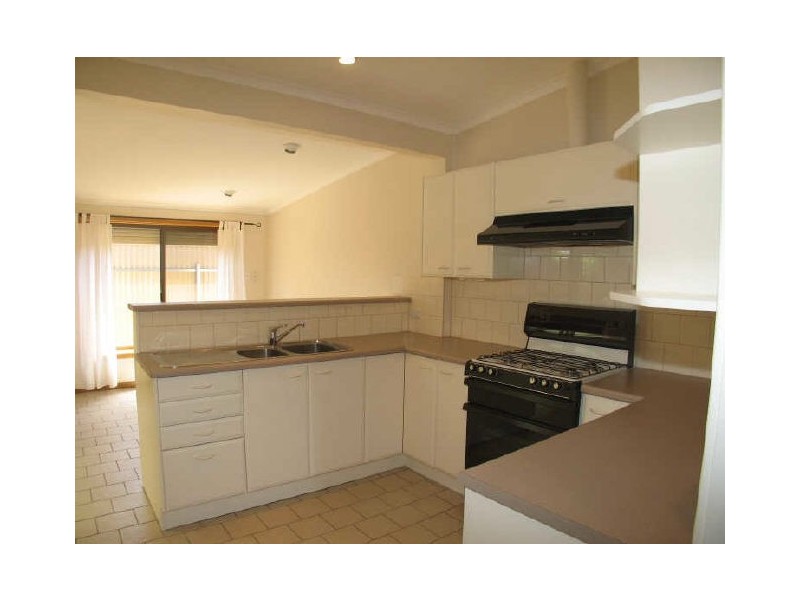 17 Lorenz Street, Campbelltown SA 5074