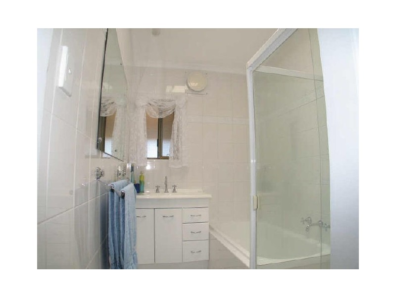 17 Lorenz Street, Campbelltown SA 5074