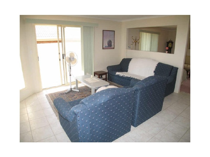 6 Ridgefield Avenue, Paradise SA 5075