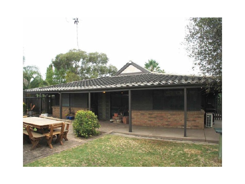 32 Carolyn Grove, Athelstone SA 5076