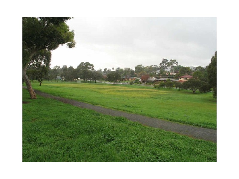 8a Springwood Avenue, Redwood Park SA 5097