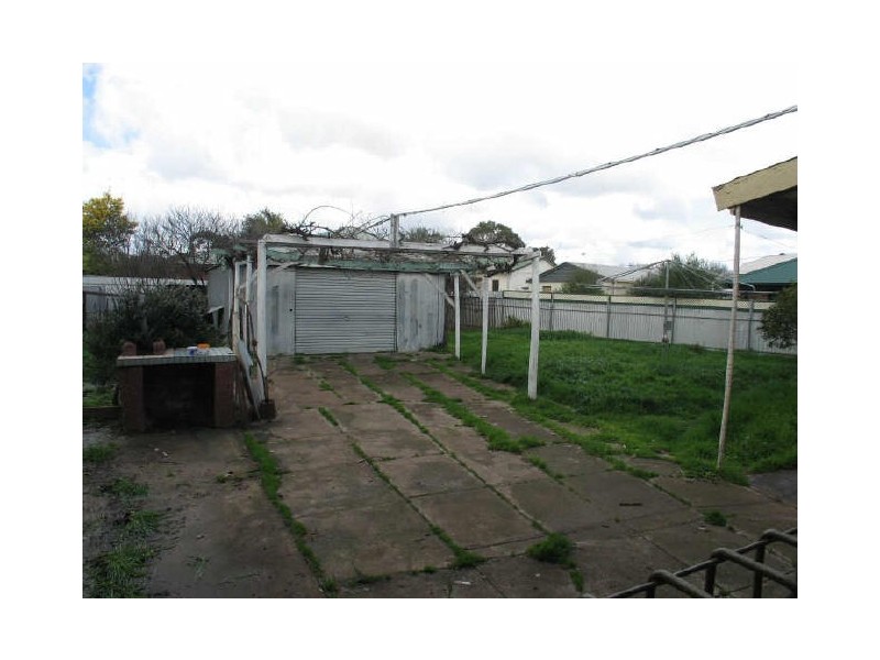 28 Braemore Tce, Campbelltown SA 5074