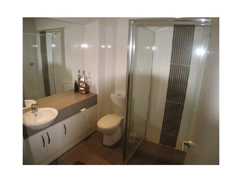 42W/18 Main Street, Mawson Lakes SA 5095