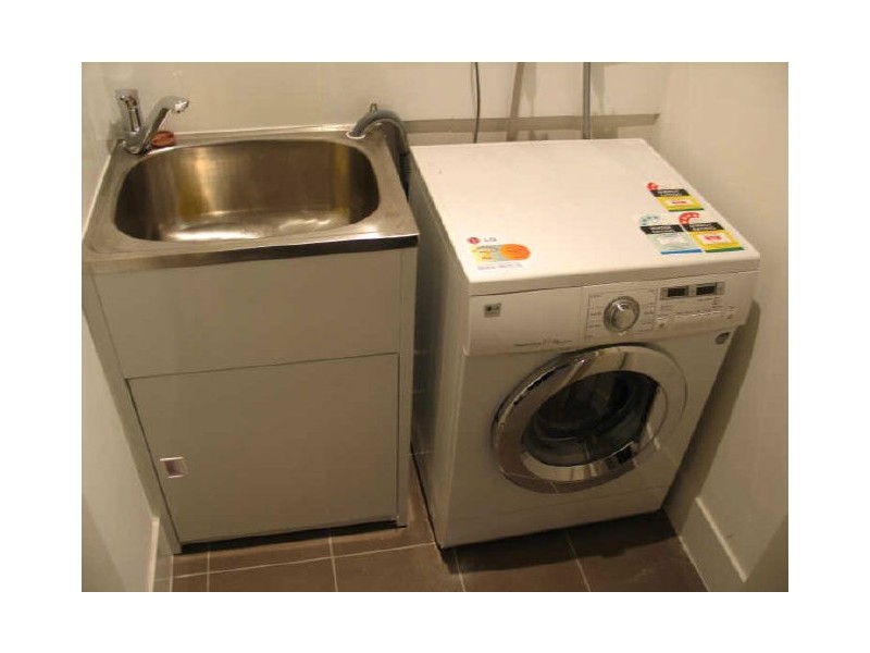 42W/18 Main Street, Mawson Lakes SA 5095