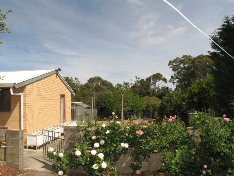 21 Mayfred Ave, Hope Valley SA 5090