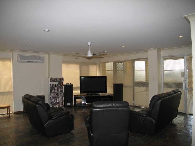 21 Mayfred Ave, Hope Valley SA 5090