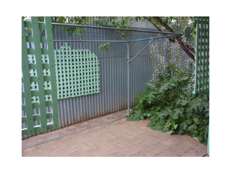 2/52 NEWTON ROAD (FACING DALE ST), Campbelltown SA 5074