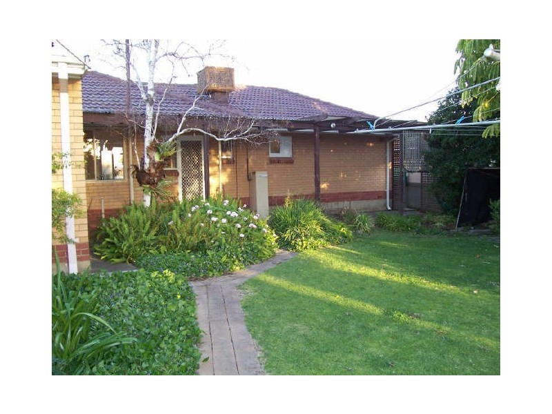 7 Kapoola Ave, Campbelltown SA 5074