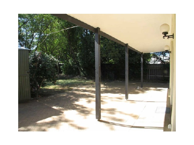 8 Dunstan Ave, Kensington Park SA 5068