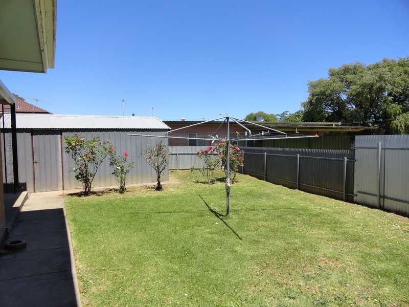 3 Deans Road, Campbelltown SA 5074