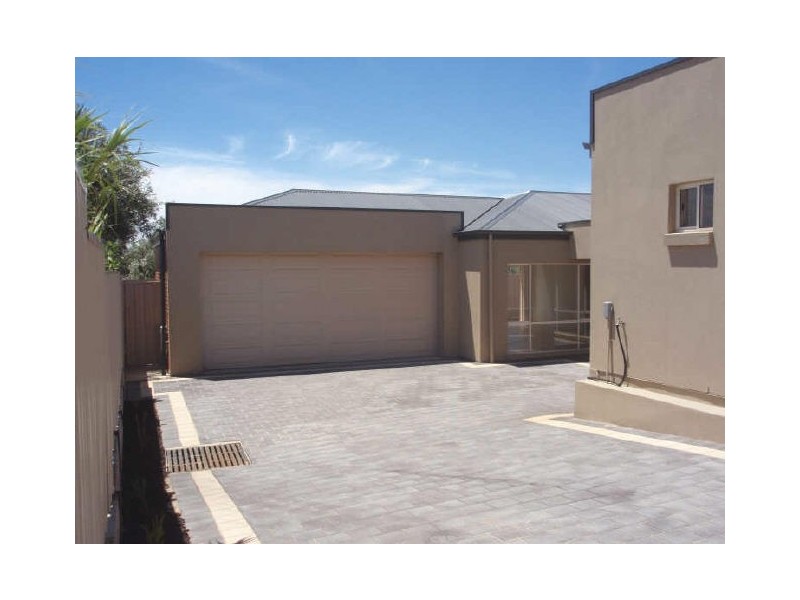 2/91 Kingborn Ave, Seaton SA 5023