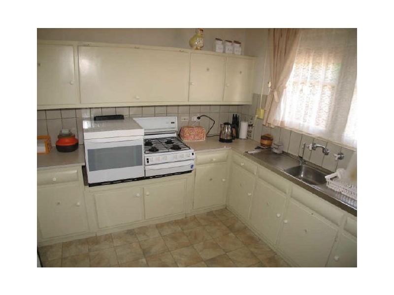 29 Emery Road, Campbelltown SA 5074