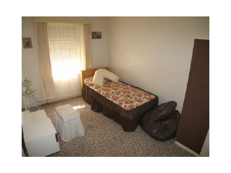 29 Emery Road, Campbelltown SA 5074