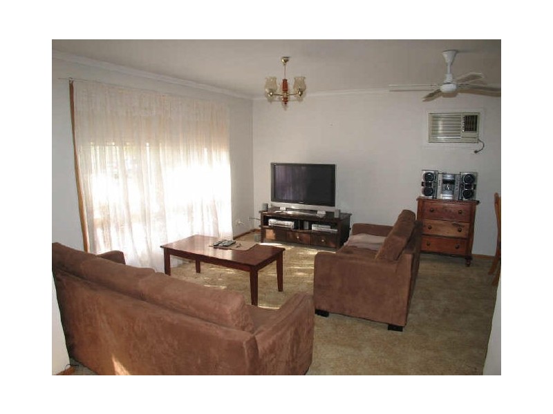 2/10 Radar Street, St Agnes SA 5097