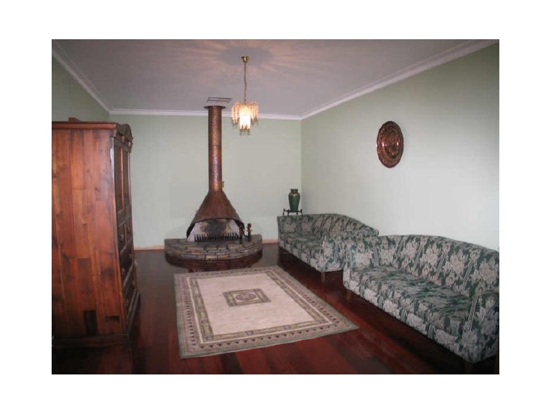 37 Thomson Ave, Rostrevor SA 5073