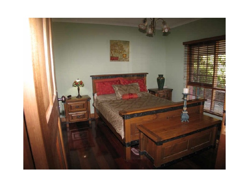 37 Thomson Ave, Rostrevor SA 5073