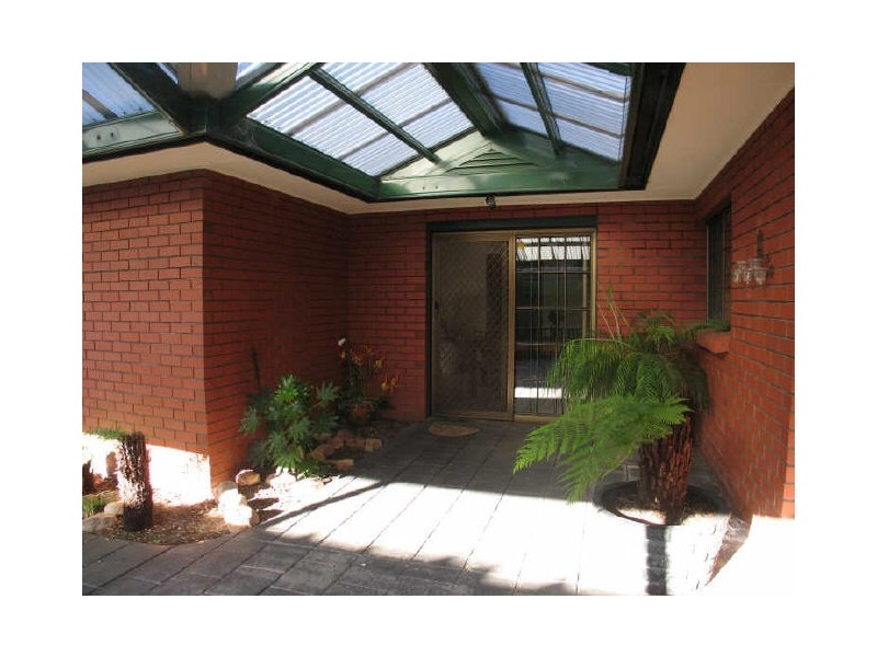 37 Thomson Ave, Rostrevor SA 5073