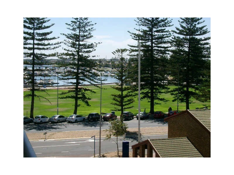 U420/27 Colley Tce, Glenelg SA 5045