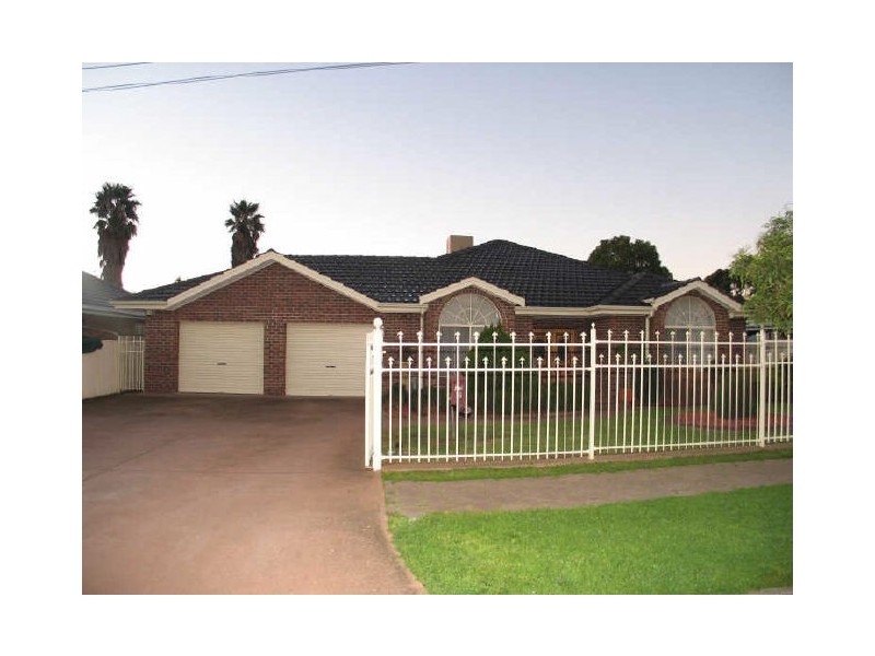 16 Gulfview Parade, Valley View SA 5093