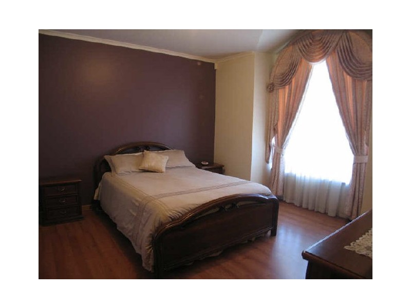 16 Gulfview Parade, Valley View SA 5093