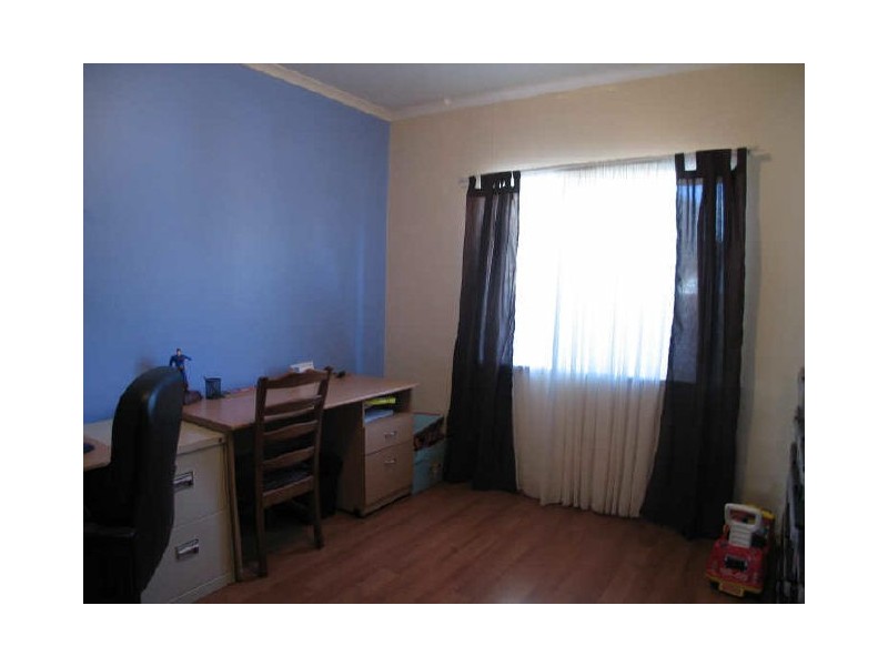 16 Gulfview Parade, Valley View SA 5093