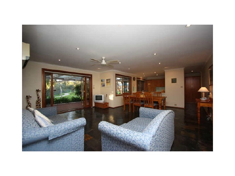 27 Heather Court, Paradise SA 5075