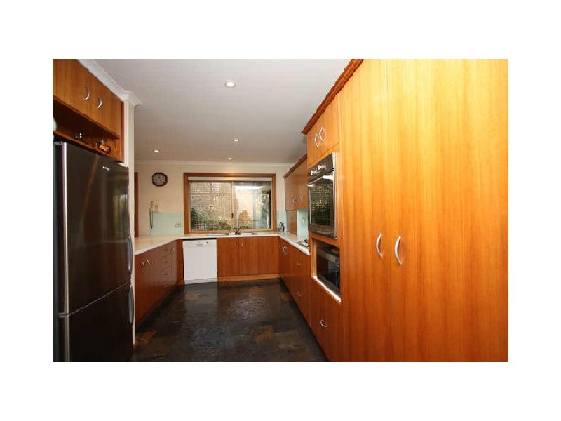 27 Heather Court, Paradise SA 5075