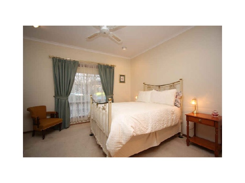 27 Heather Court, Paradise SA 5075