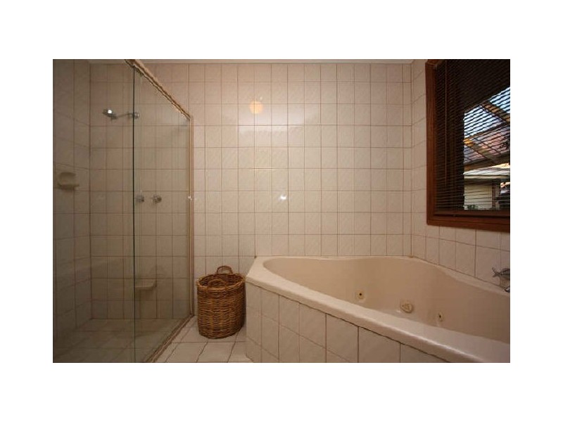 27 Heather Court, Paradise SA 5075