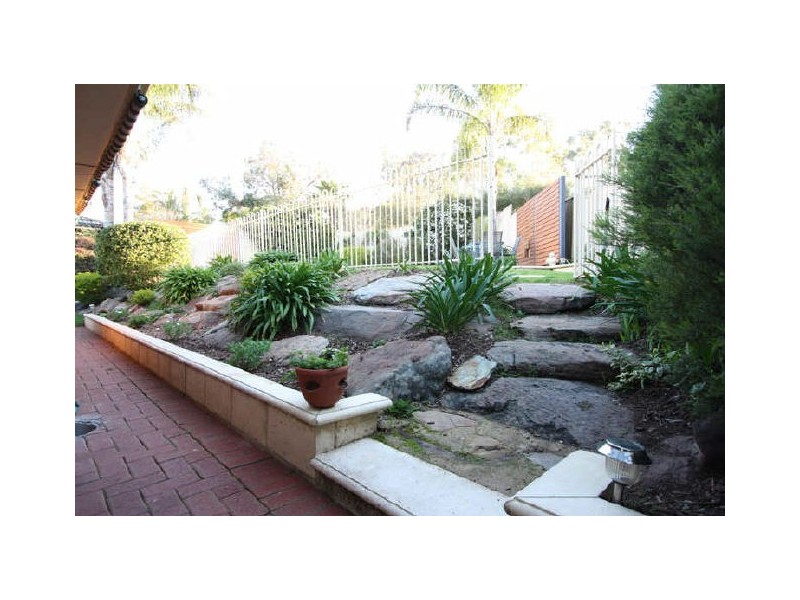 27 Heather Court, Paradise SA 5075