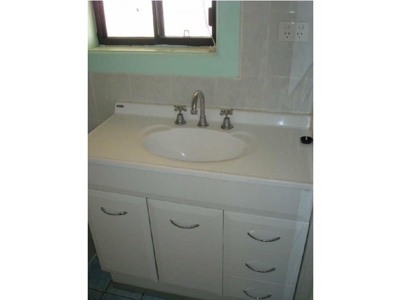 13 Hancock Avenue, Campbelltown SA 5074