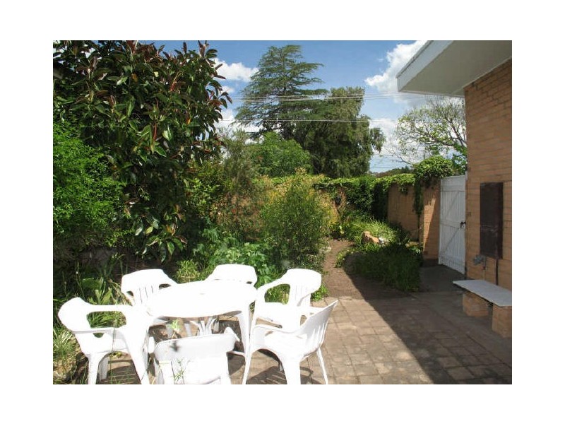 27 Margaret Ave, Rostrevor SA 5073