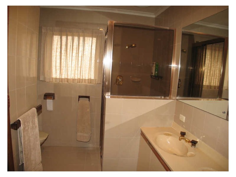 8 Waterford Ave, Dernancourt SA 5075
