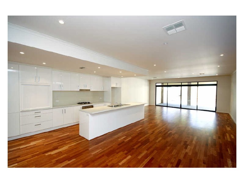 11 Edmund Street, Highbury SA 5089