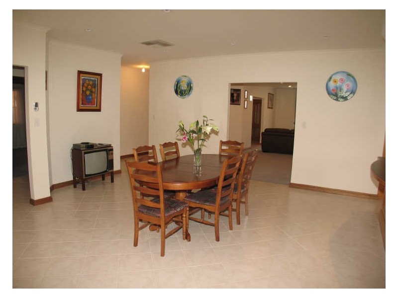 11 Dovecote Street, Oakden SA 5086