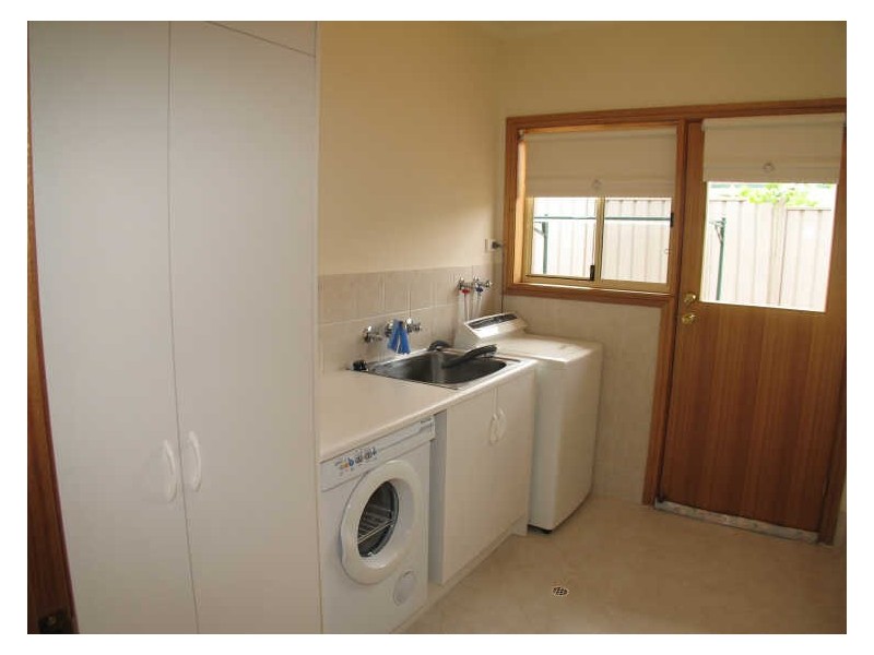 11 Dovecote Street, Oakden SA 5086