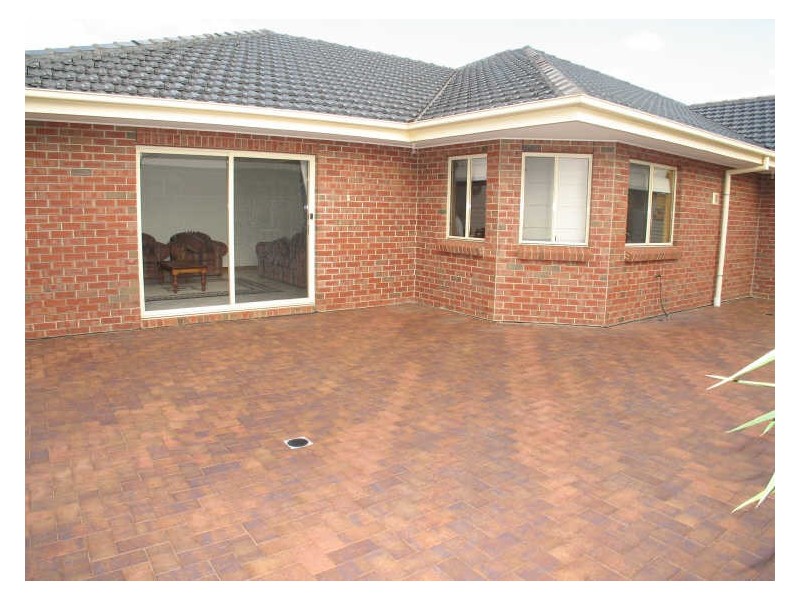 11 Dovecote Street, Oakden SA 5086