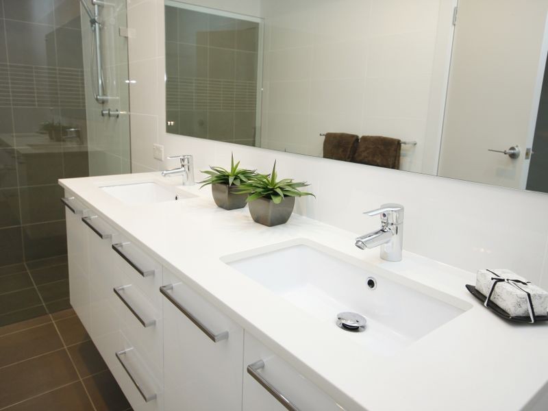 17 Shergis Ave, Vale Park SA 5081