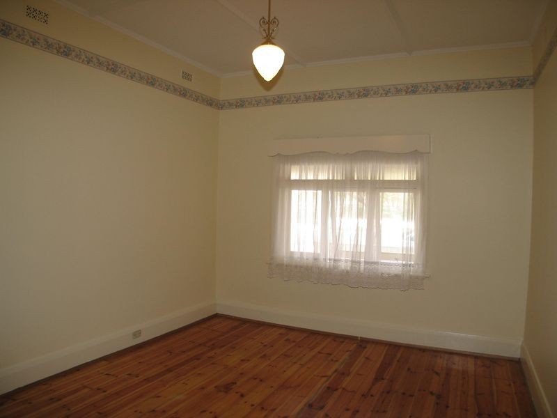 23 Jetty Road, Largs Bay SA 5016